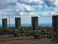 Зенитный ракетный комплекс С-400 "Триумф" полка противовоздушной обороны в Феодосии Зенитный ракетный комплекс С-400 "Триумф" полка противовоздушной обороны в Феодосии