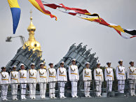 Во время главного военно-морского парада в честь Дня Военно-Морского Флота России в Санкт-Петербурге. 30 июля 2017 Во время главного военно-морского парада в честь Дня Военно-Морского Флота России в Санкт-Петербурге. 30 июля 2017