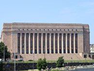 Здание парламента Хельсинки, Финляндия Здание парламента Хельсинки, Финляндия