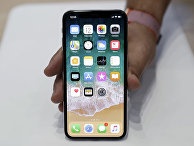 Тестирование смартфона iPhone X в штаб-квартире Apple в Купертино Тестирование смартфона iPhone X в штаб-квартире Apple в Купертино