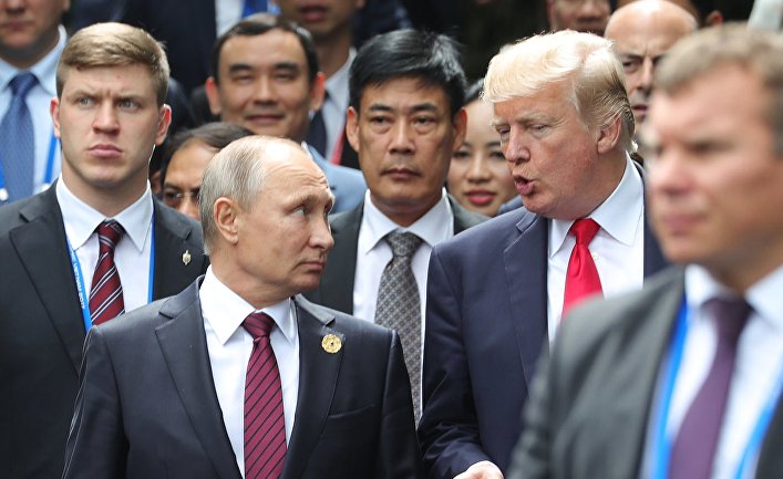 Владимир Путин и Дональд Трамп на форуме АТЭС