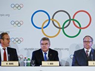 Президент Международного олимпийского комитета Томас Бах на пресс-конференции по итогам заседания исполкома Международного олимпийского комитета в Лозанне. 5 декабря 2017 Президент Международного олимпийского комитета Томас Бах на пресс-конференции по итогам заседания исполкома Международного олимпийского комитета в Лозанне. 5 декабря 2017