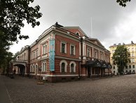 Александровский театр в Хельсинки, Финляндия Александровский театр в Хельсинки, Финляндия