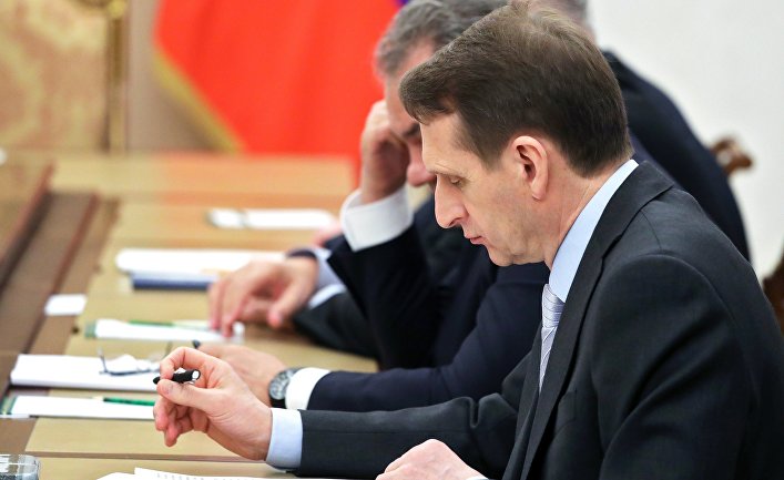 Директор Службы внешней разведки РФ Сергей Нарышкин на совещании с постоянными членами Совета безопасности РФ. 17 марта 2017