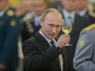 В.Путин на приеме в честь выпускников военных академий в Кремле В.Путин на приеме в честь выпускников военных академий в Кремле