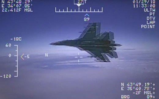 Су-27 перехватил американский самолет Су-27 перехватил американский самолет