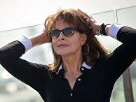 Фотоколл Фанни Ардан в рамках премьеры фильма "Навязчивые ритмы" Фотоколл Фанни Ардан в рамках премьеры фильма "Навязчивые ритмы"