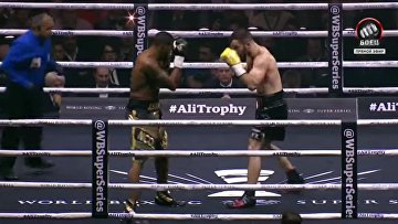 Боксерский поединок Мурат Гассиев - Юниер Дортикос