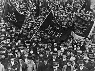 Первомайская демонстрация в Харькове в 1917 году Первомайская демонстрация в Харькове в 1917 году