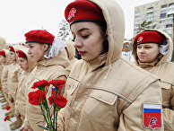 Юнармейцы на акции в память о погибшем в Сирии летчике Романе Филипове у памятника военным летчикам Забайкалья в Чите. 8 февраля 2018 Юнармейцы на акции в память о погибшем в Сирии летчике Романе Филипове у памятника военным летчикам Забайкалья в Чите. 8 февраля 2018