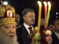 Президент Украины Петр Порошенко в монастыре в Киеве Президент Украины Петр Порошенко в монастыре в Киеве