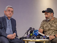Премьер-министр Серж Саргсян (слева) и лидер протестного движения «Мой шаг» Никол Пашинян Премьер-министр Серж Саргсян (слева) и лидер протестного движения «Мой шаг» Никол Пашинян