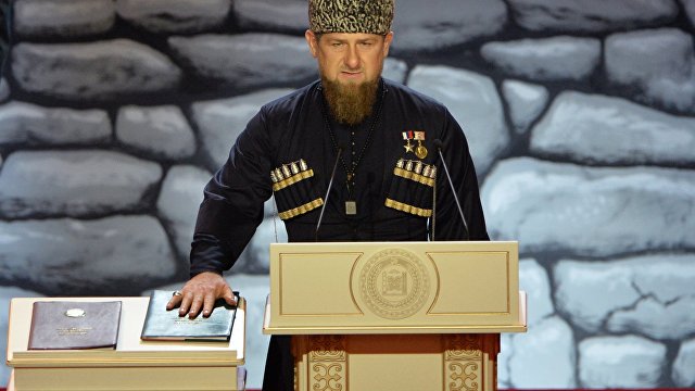 Союзник Путина сражен коронавирусом: чеченский лидер Рамзан Кадыров в больнице  «с поражением 50% легких» (Daily Mail, Великобритания)