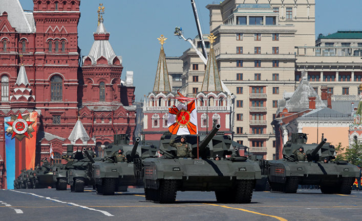 Танки Т-14 «Армата» на военном параде