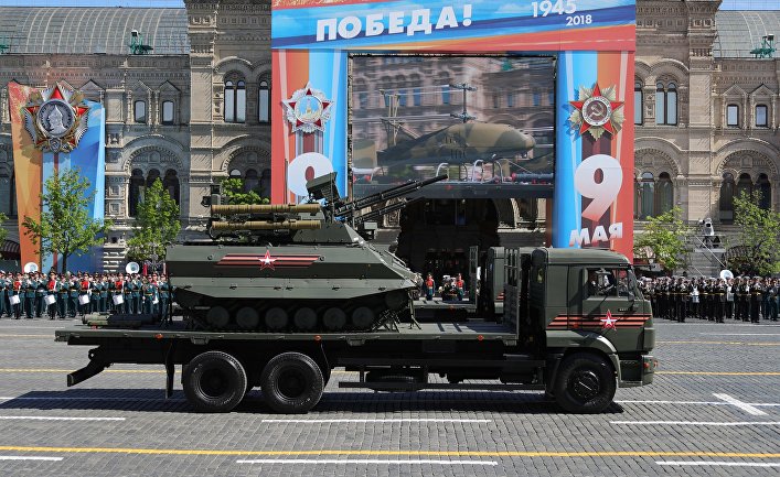 Роботизированный комплекс "Уран-9" на военном параде, посвященном 73-й годовщине Победы в ВОВ