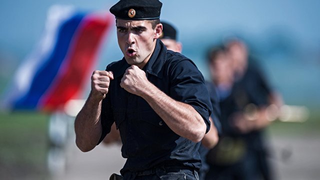 Мы обречены!: Твиттер взорвался от сравнения американской призывной кампании с российской (Fox News, США)