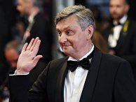 Украинский режиссер Сергей Лозница на красной дорожке 71-го Каннского международного кинофестиваля Украинский режиссер Сергей Лозница на красной дорожке 71-го Каннского международного кинофестиваля