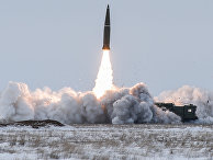 Пуск баллистической ракеты оперативно-тактического ракетного комплекса "Искандер-М" Пуск баллистической ракеты оперативно-тактического ракетного комплекса "Искандер-М"