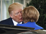 Президент Дональд Трамп приветствует канцлера Германии Ангелу Меркель в Белом доме в Вашингтоне Президент Дональд Трамп приветствует канцлера Германии Ангелу Меркель в Белом доме в Вашингтоне