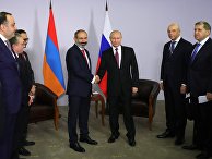 Президент РФ Владимир Путин и премьер-министр Армении Никол Пашинян во время встречи. 14 мая 2018 Президент РФ Владимир Путин и премьер-министр Армении Никол Пашинян во время встречи. 14 мая 2018