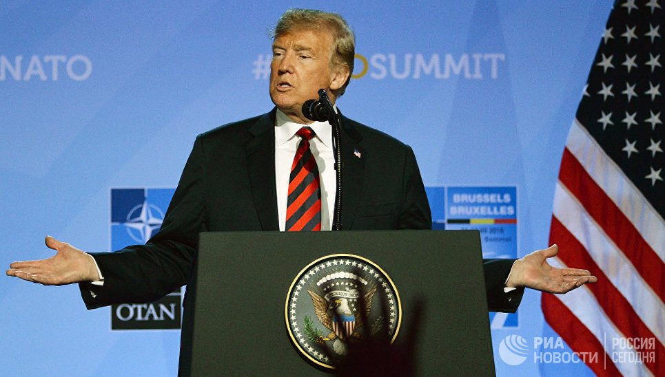 Президент США Дональд Трамп на саммите НАТО в Брюсселе