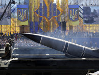 Военный парад в Киеве ко Дню независимости Украины Военный парад в Киеве ко Дню независимости Украины