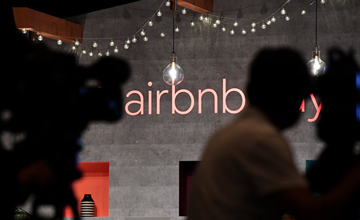 Логотип американской площадки Airbnb