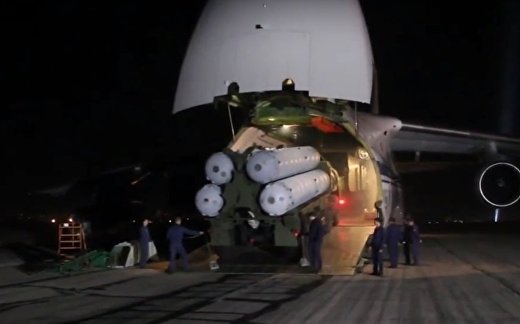 С-300 прибыли в Сирию С-300 прибыли в Сирию
