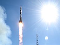 Старт ракеты-носителя "Союз-ФГ" с пилотируемым кораблем "Союз МС-10" Старт ракеты-носителя "Союз-ФГ" с пилотируемым кораблем "Союз МС-10"