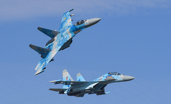 Самолеты ВВС Украины пролетели с полной боевой нагрузкой над Азовским морем Самолеты ВВС Украины пролетели с полной боевой нагрузкой над Азовским морем