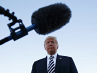 Президент США Дональд Трамп во время предвыборного митинга Президент США Дональд Трамп во время предвыборного митинга