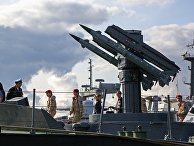 Юнармейцы на экскурсии на малом ракетном корабле "Айсберг" в рамках военно-технического форума "Армия - 2018" в Североморске Юнармейцы на экскурсии на малом ракетном корабле "Айсберг" в рамках военно-технического форума "Армия - 2018" в Североморске