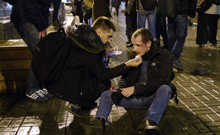 Французский болельщик, пострадавший во время драки в Киеве после матча клуба "Сент-Этьен" с ФК "Днепр"