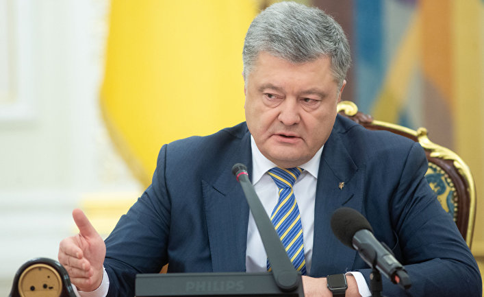 Президент Украины Петр Порошенко на заседании СНБО в Киеве