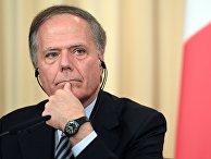 Встреча глав МИД РФ и Италии С. Лаврова и Э. Моаверо Миланези Встреча глав МИД РФ и Италии С. Лаврова и Э. Моаверо Миланези