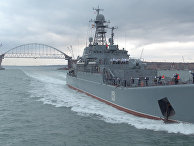 Большой десантный корабль Черноморского флота "Азов" выполняет переход по Керченскому проливу. 6 сентября 2017 Большой десантный корабль Черноморского флота "Азов" выполняет переход по Керченскому проливу. 6 сентября 2017
