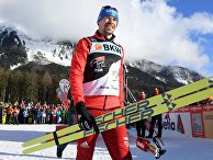 Сергей Устюгов (Россия) после финиша в гонке преследования на 15 км свободным стилем среди мужчин на соревнованиях по лыжным гонкам "Тур де Ски" в швейцарском Ленцерхайде Сергей Устюгов (Россия) после финиша в гонке преследования на 15 км свободным стилем среди мужчин на соревнованиях по лыжным гонкам "Тур де Ски" в швейцарском Ленцерхайде