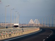 Машины на Крымском мосту Машины на Крымском мосту