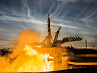 Старт ракеты-носителя "Союз-ФГ" с пилотируемым кораблем "Союз МС-11" Старт ракеты-носителя "Союз-ФГ" с пилотируемым кораблем "Союз МС-11"