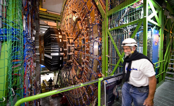 Большой адронный коллайдер, ЦЕРН