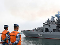 Большой противолодочный корабль ВМФ России «Адмирал Трибуц» прибывает на китайско-российские совместные военно-морские учения в Циндао Большой противолодочный корабль ВМФ России «Адмирал Трибуц» прибывает на китайско-российские совместные военно-морские учения в Циндао