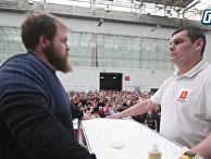 Чемпионаты по пощечинам – новое развлечение в России Чемпионаты по пощечинам – новое развлечение в России