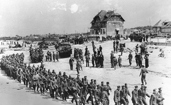 Немецкие военнопленные, захваченные во время высадки союзников в Нормандию