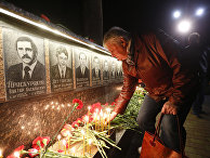 Мемориал ликвидаторам Чернобыльской аварии в городе Славутич, Украина Мемориал ликвидаторам Чернобыльской аварии в городе Славутич, Украина