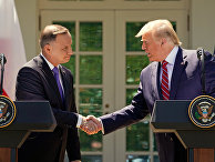 Президент США Дональд Трамп и президент Польши Анджей Дуда во время совместной пресс-конференции в Вашингтоне Президент США Дональд Трамп и президент Польши Анджей Дуда во время совместной пресс-конференции в Вашингтоне