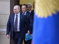 Президент РФ В. Путин встретился с активом "Клуба лидеров" Президент РФ В. Путин встретился с активом "Клуба лидеров"