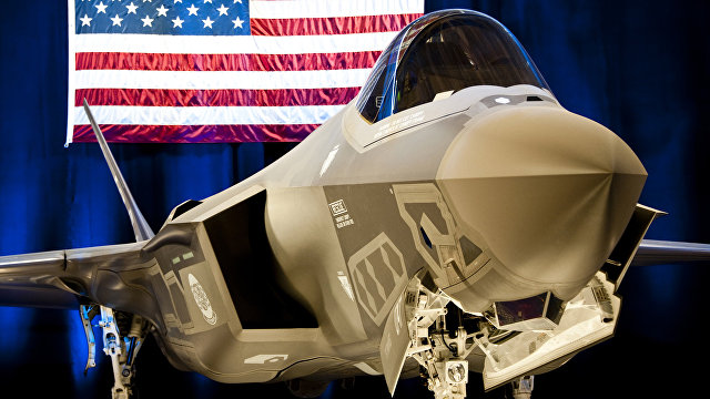 Эксперты предупреждают: F-35 рискует отстать от Китая и России (Bloomberg, США)