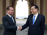 Рабочая поездка премьер-министра РФ Д. Медведева в Санкт-Петербург Рабочая поездка премьер-министра РФ Д. Медведева в Санкт-Петербург