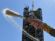 Освящение РН "Союз-ФГ" с ТПК "Сoюз МС-13" на Байконуре Освящение РН "Союз-ФГ" с ТПК "Сoюз МС-13" на Байконуре
