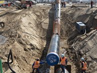 Установка криволинейных участков газопровода на строительной площадке в Любмине Установка криволинейных участков газопровода на строительной площадке в Любмине